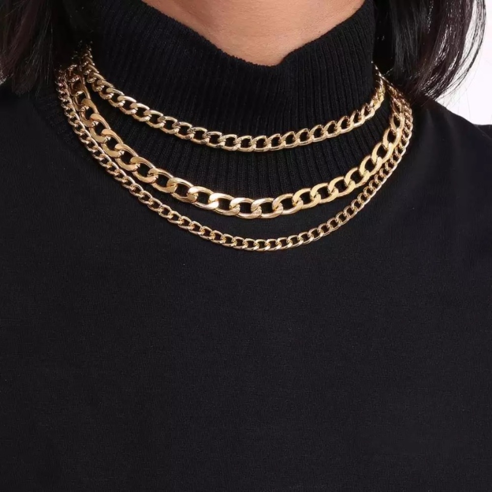 NEW 18k Gold Plated Necklace - Picture 2 of 3
